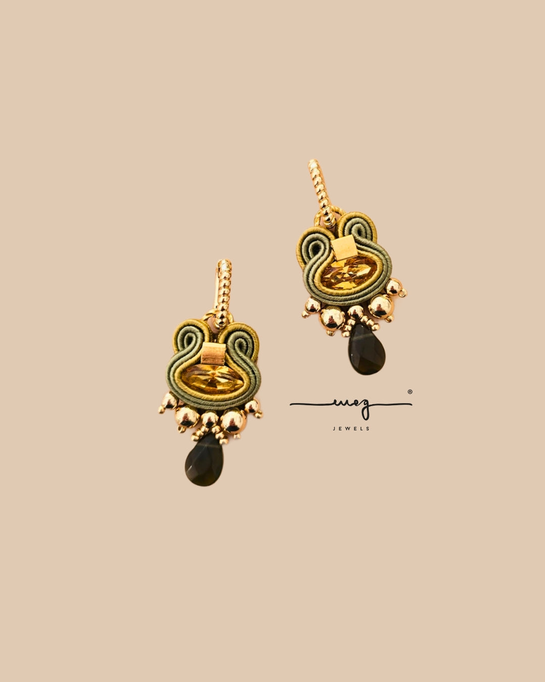 A R C A I C A ✨️ Small Pendente