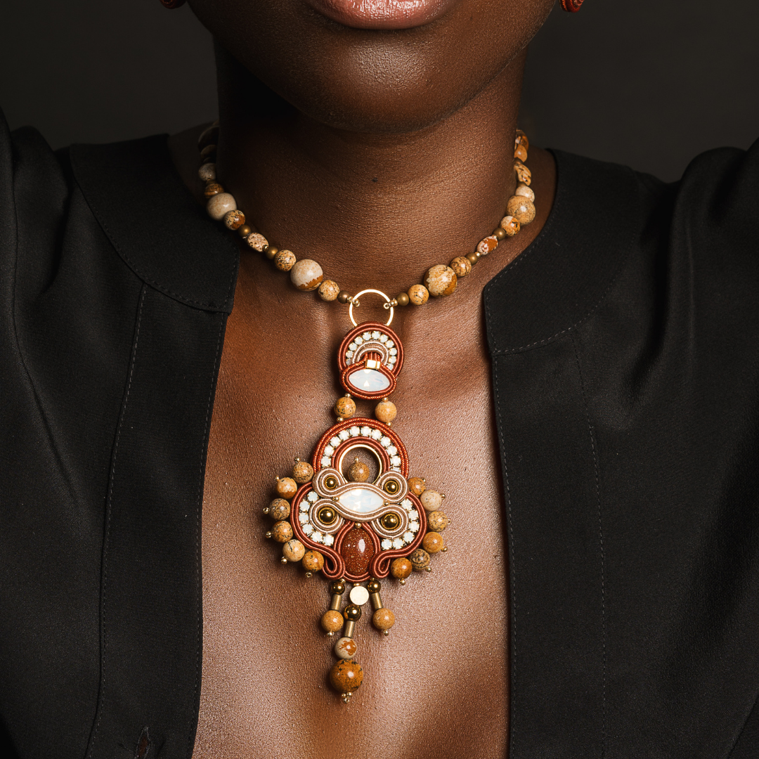 Pendant necklace MASAI